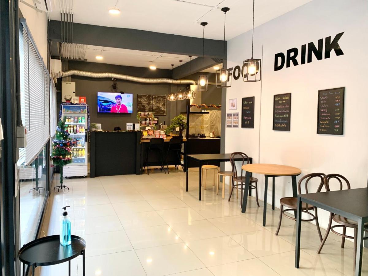 Udomsuk Inn & Cafe Since 2019 - Bts Udomsuk Bangkok Exterior foto